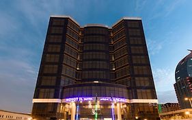 Novotel Suites Centre  4*